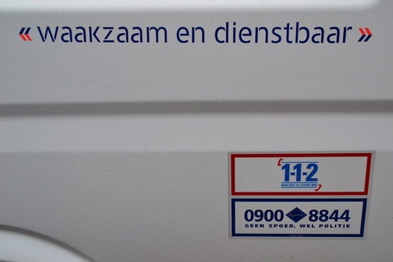 waakzaam dienstbaar