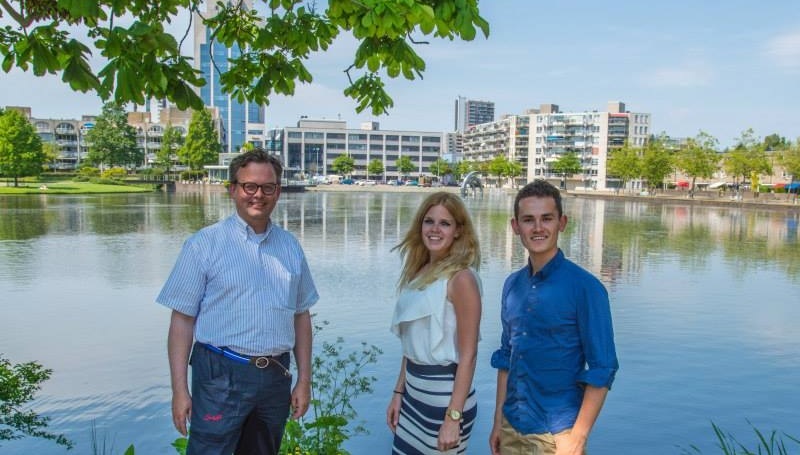 Foto Persbericht VVD kiest voor terrassen op het Stadhuisplein