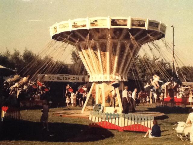 kermis in het weiland in jaren 50 hans bolleboom