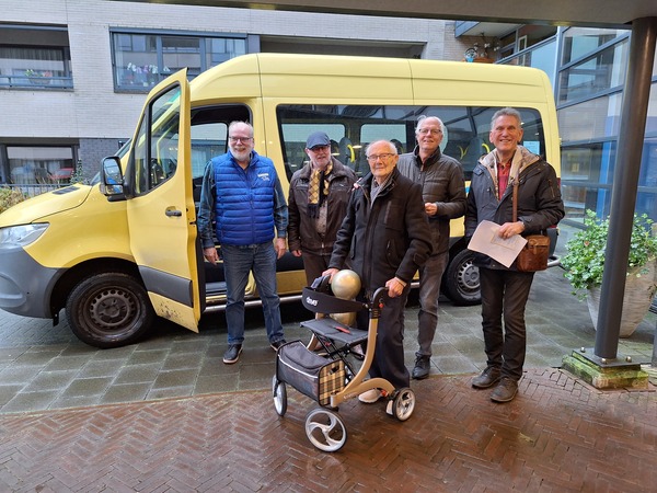 jarige ouderenbus