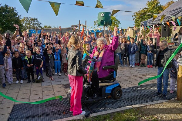 opening speeltuin noordeinde 2 l koppenol